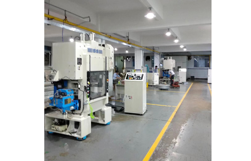 Japan ISIS punch machine with JoeSure clamp feeder